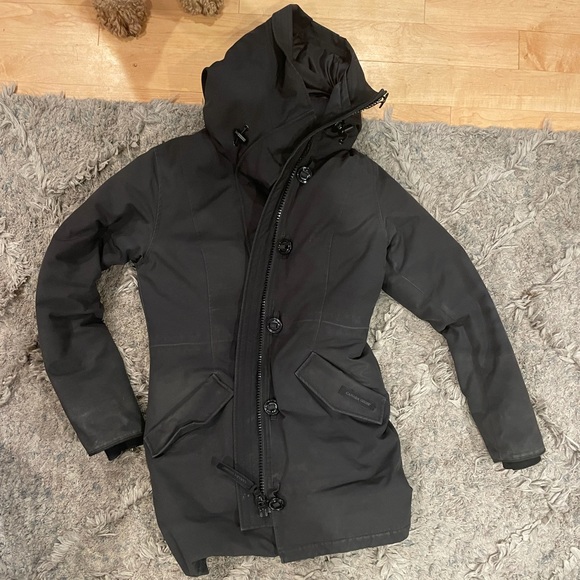 Canada gooose parka! - Picture 5 of 13